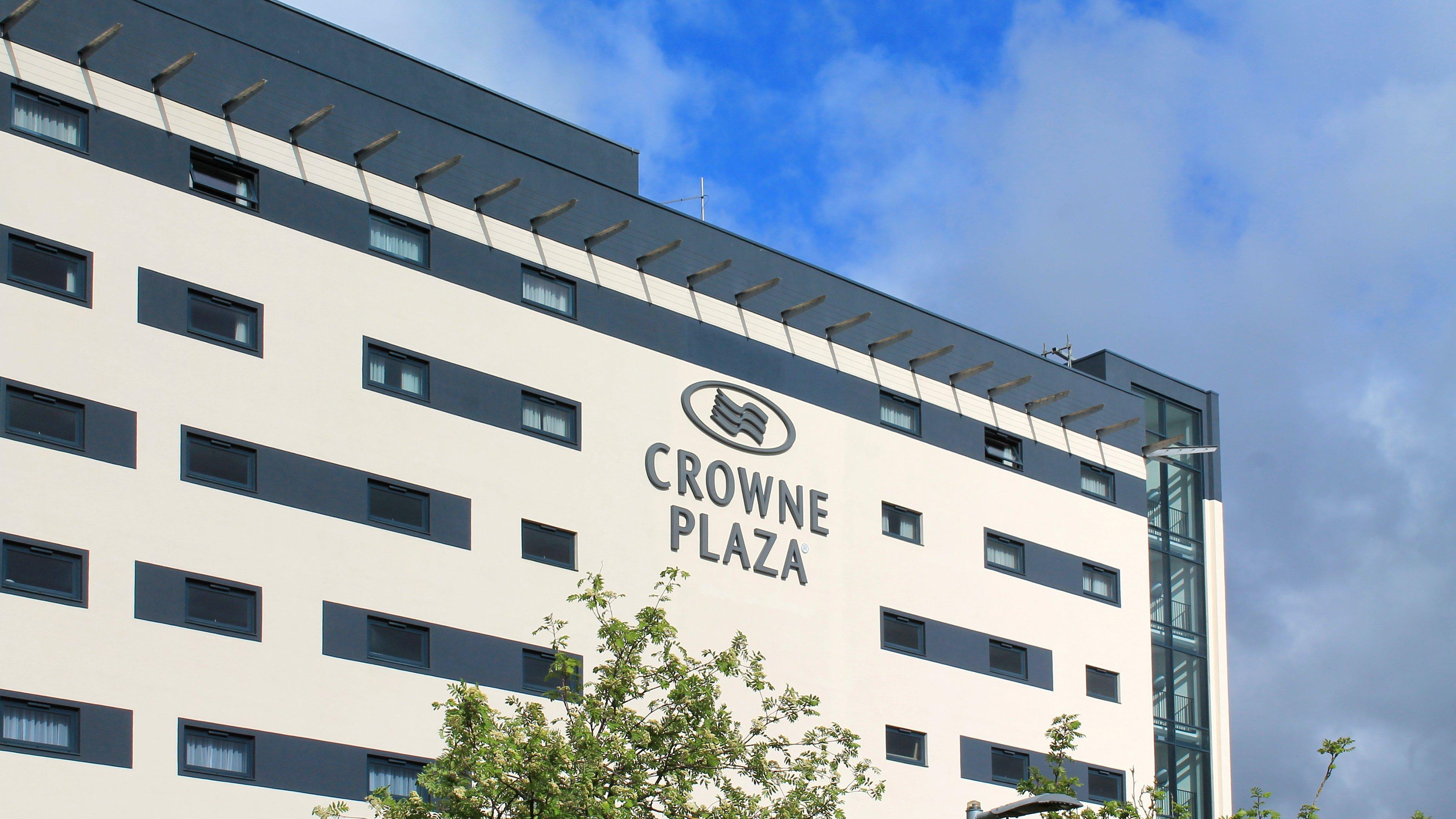 Отель Crowne Plaza Ридинг Экстерьер фото