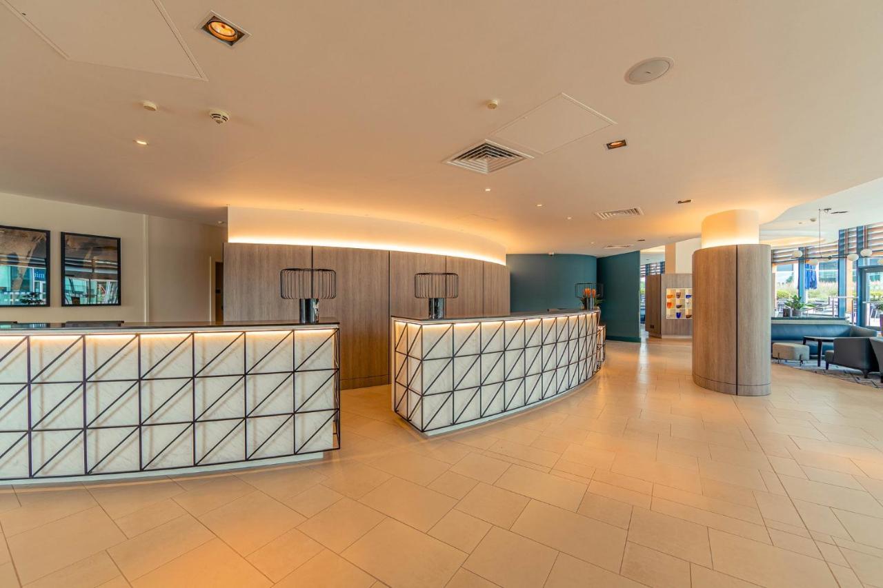 Отель Crowne Plaza Ридинг Экстерьер фото